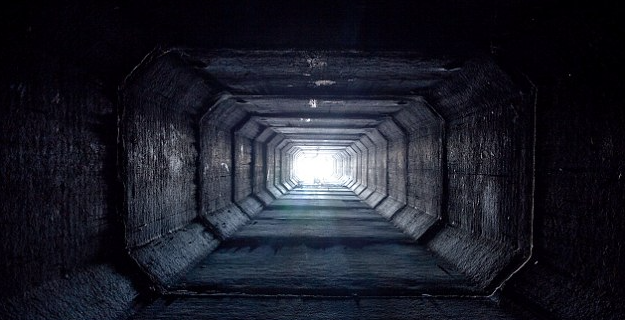 Pod Las Vegas žijí lidé v podzemních tunelech.