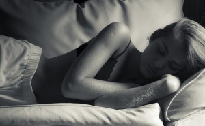Nedostatek spánku zvyšuje riziko předčasného úmrtí o 15%...