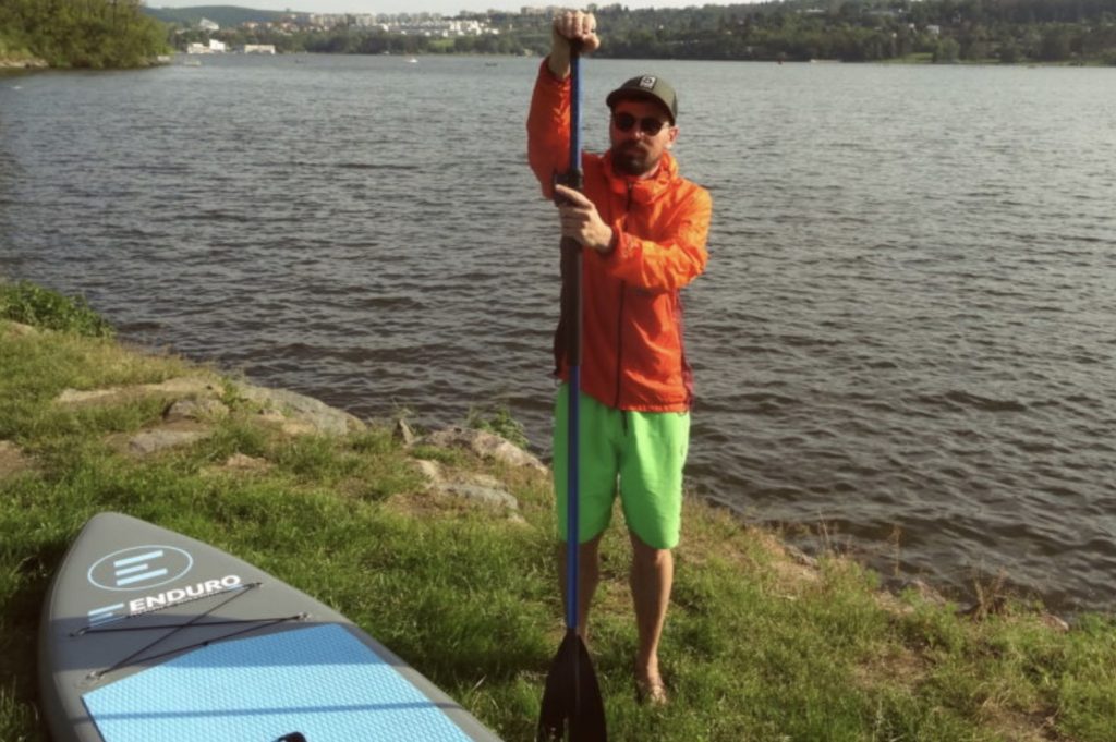 Způsoby jízdy na paddleboardu