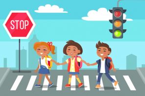 Základní dopravní značky by měly umět i menší děti. Jak je to naučit?